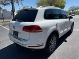Used 2015 Volkswagen Touareg VR6 image 5