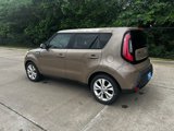 Used 2014 Kia Soul + image 3