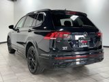 Used 2022 Volkswagen Tiguan SE R-Line image 5