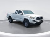 Used 2017 Toyota Tacoma SR5 image 2