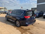 Used 2017 Chrysler Pacifica Limited image 2