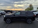 New 2025 GMC Terrain Elevation w/ Elevation Premium Package image 2