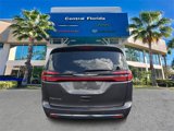 Certified 2023 Chrysler Pacifica Touring-L image 6