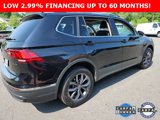 Certified 2022 Volkswagen Tiguan SE image 4