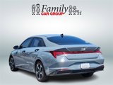 Used 2023 Hyundai Elantra Limited image 3