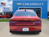 Used 2023 Hyundai Elantra SEL w/ Convenience Package image 5