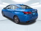 Used 2023 Nissan Versa SV image 4