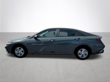 New 2025 Hyundai Elantra SE image 4