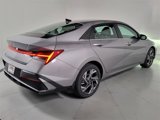 New 2025 Hyundai Elantra SEL image 4
