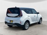 Used 2024 Kia Soul S image 3