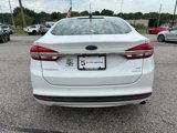 Used 2017 Ford Fusion SE w/ Fusion SE Technology Package image 4