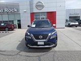 Used 2021 Nissan Rogue Platinum image 2