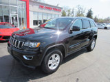 Used 2017 Jeep Grand Cherokee Laredo w/ Quick Order Package 23E image 2
