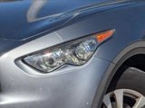 Used 2017 INFINITI QX70 AWD image 3