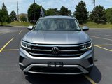 Used 2023 Volkswagen Atlas SE image 2