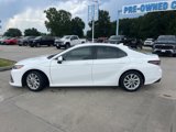 Used 2022 Toyota Camry LE image 3