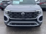 New 2025 Volkswagen Atlas Cross Sport SE image 2