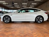Used 2019 Tesla Model 3 Standard Range image 4