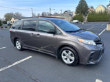 Used 2018 Toyota Sienna LE image 3