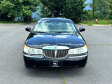 Used 2001 Lincoln Town Car Signature image 3