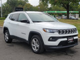 Used 2023 Jeep Compass Latitude image 3