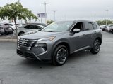Used 2024 Nissan Rogue SV image 4