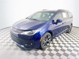 Used 2019 Chrysler Pacifica Touring Plus w/ S Appearance Package image 4
