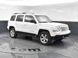 Used 2016 Jeep Patriot Latitude image 2