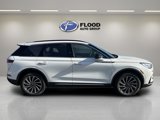 New 2025 Lincoln Corsair Reserve image 5