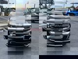 Used 2022 GMC Acadia SLE image 2