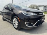 Used 2018 Chrysler Pacifica Touring-L Plus w/ Tire & Wheel Group image 4