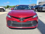 Used 2018 Toyota Camry LE image 2