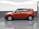 Used 2022 Kia Soul LX image 4