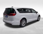 New 2025 Chrysler Pacifica Select image 5