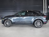 Certified 2025 Porsche Macan image 2