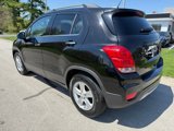 Used 2017 Chevrolet Trax LT w/ Driver Confidence Package image 2