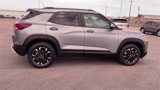 Used 2023 Chevrolet TrailBlazer LT w/ Sun and Liftgate Package image 2