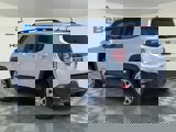 Used 2018 Jeep Renegade Latitude image 3