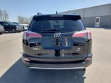 Used 2018 Toyota RAV4 SE image 6