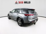 Used 2022 Nissan Pathfinder S image 5