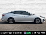 Used 2024 Nissan Altima 2.5 SV image 4