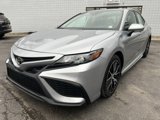Used 2023 Toyota Camry SE image 3