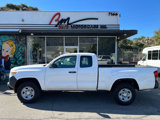 Used 2018 Toyota Tacoma SR image 4