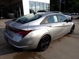 Certified 2022 Hyundai Elantra SEL w/ Convenience Package image 2