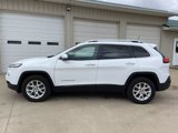 Used 2018 Jeep Cherokee Latitude Plus w/ Cold Weather Group image 4