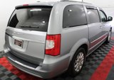 Used 2016 Chrysler Town & Country Touring w/ Driver Convenience Group image 6