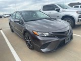 Used 2019 Toyota Camry SE image 3