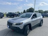 Used 2021 Jeep Cherokee Trailhawk w/ Comfort/Convenience Group image 3