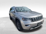 Used 2017 Jeep Grand Cherokee Limited w/ Luxury Group II image 4