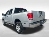 Used 2010 Nissan Titan SE w/ SE Value Truck Pkg image 6